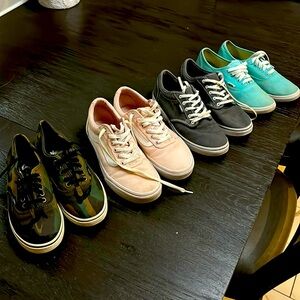 Vans Size 8 Women 4 pair 1 prize